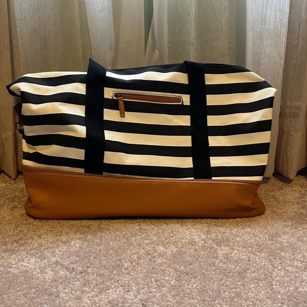 Weekender bag Time for a closet clean out